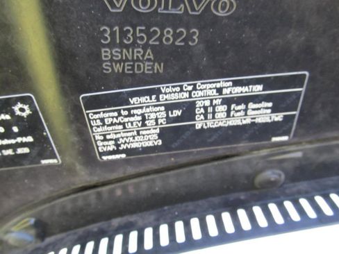 Used 2018 Volvo V60 T5 Dynamic w/ Vision Package image 43