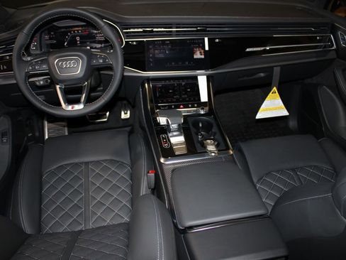 New 2026 Audi SQ7 Prestige image 10