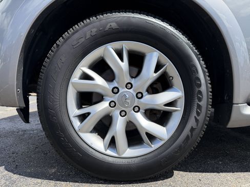 Used 2014 INFINITI QX80 4WD w/ Theater Package image 37