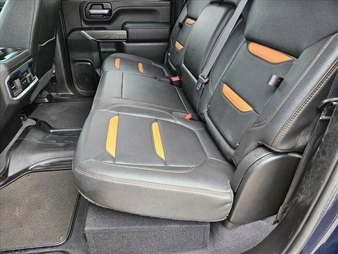 Used 2022 GMC Sierra 2500 AT4 w/ Gooseneck/5TH Wheel Package image 17