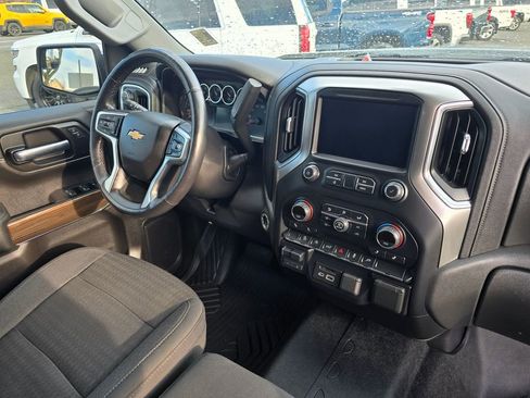 Used 2020 Chevrolet Silverado 1500 LT w/ All-Star Edition image 11