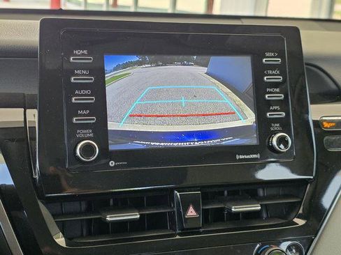 Certified 2022 Toyota Camry SE FWD image 12