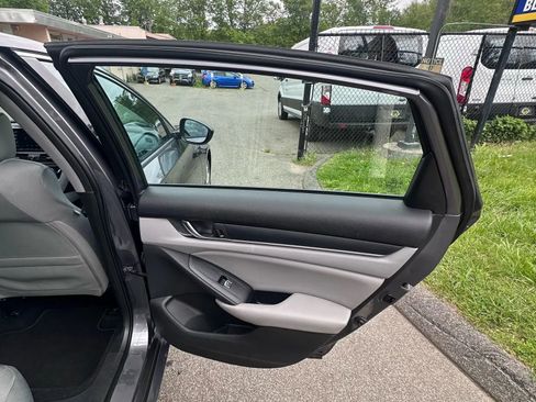 Used 2020 Honda Accord LX image 30