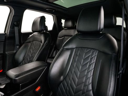 Certified 2023 Kia Sportage X-Line w/ X-Line Premium Package image 9