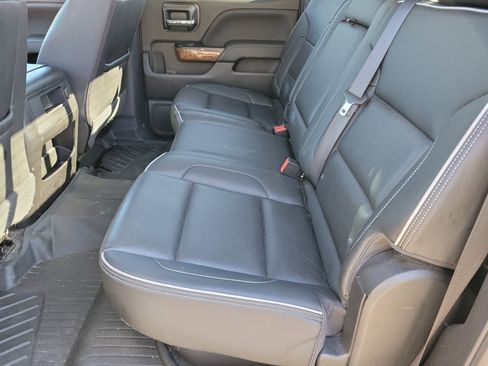 Used 2018 Chevrolet Silverado 1500 High Country image 6