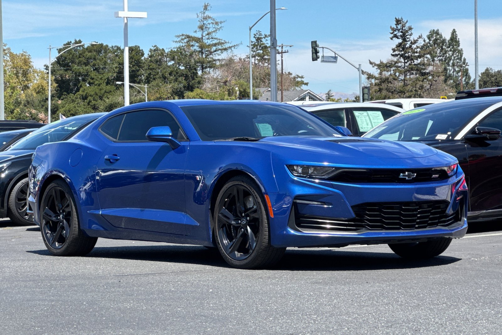 Used 2022 Chevrolet Camaro SS RWD image 2