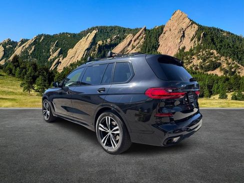 Used 2022 BMW X7 xDrive40i w/ M Sport Package AWD/4WD image 6