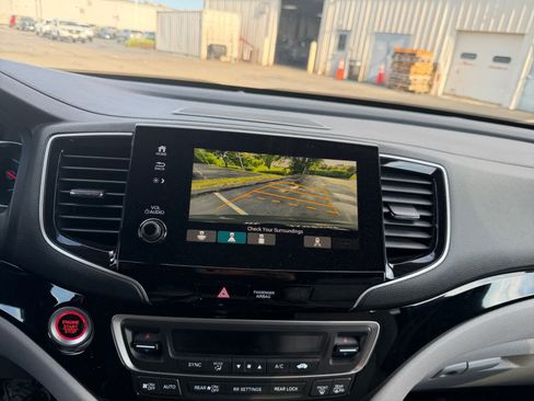 Used 2021 Honda Pilot Elite image 21
