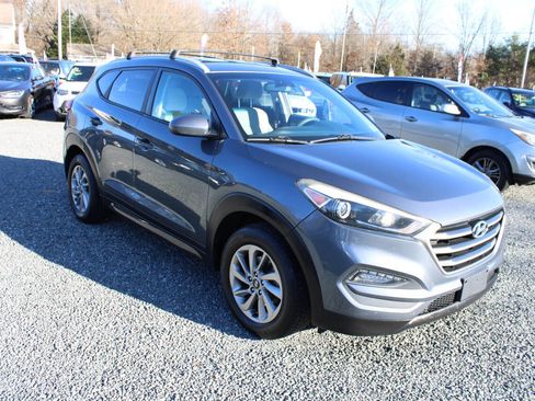 Used 2016 Hyundai Tucson SE w/ Option Group 02 image 4