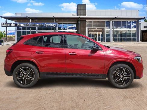 Used 2025 Mercedes-Benz GLA 250 4MATIC image 4