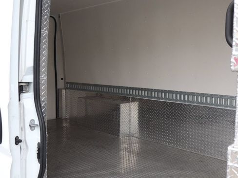 Used 2025 RAM ProMaster 3500 w/ Convenience Group FWD image 12