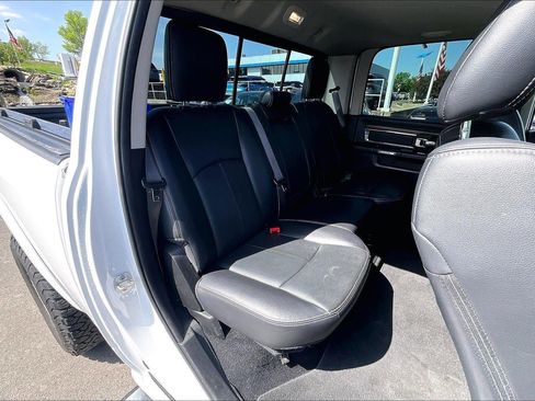 Used 2018 RAM 2500 Laramie w/ Convenience Group AWD/4WD image 19