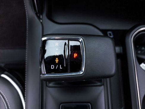 Used 2025 GMC Sierra 1500 Pro w/ Pro Value Package image 30