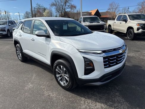 New 2026 Chevrolet Equinox LT image 7