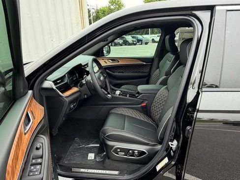 New 2026 Jeep Grand Cherokee Summit AWD/4WD image 14