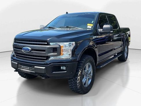 Used 2018 Ford F150 XLT w/ Equipment Group 302A Luxury AWD/4WD image 7