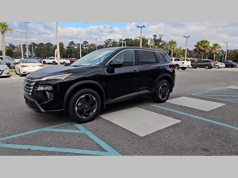 New 2026 Nissan Rogue SV image 24