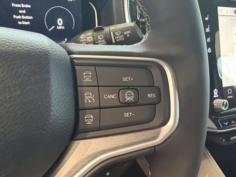 New 2026 Jeep Grand Wagoneer Limited AWD/4WD image 24