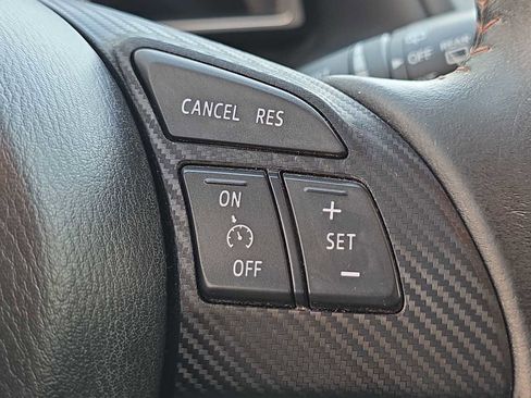 Used 2016 MAZDA MAZDA3 i Touring image 29