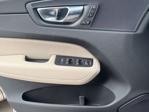 New 2026 Volvo XC60 B5 Plus w/ Protection Package Premier image 15