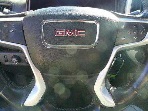 Used 2015 GMC Canyon SLT image 9