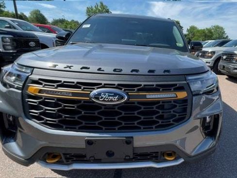 New 2026 Ford Explorer Tremor w/ Tremor Convenience Package AWD/4WD image 7