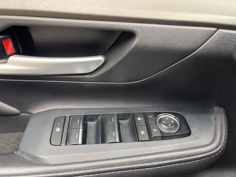 Used 2024 Toyota Grand Highlander XLE image 29