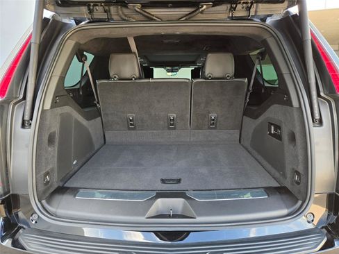 Used 2022 Cadillac Escalade ESV Sport Platinum AWD/4WD image 33