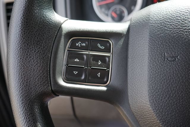 Used 2017 RAM 1500 Express AWD/4WD image 16