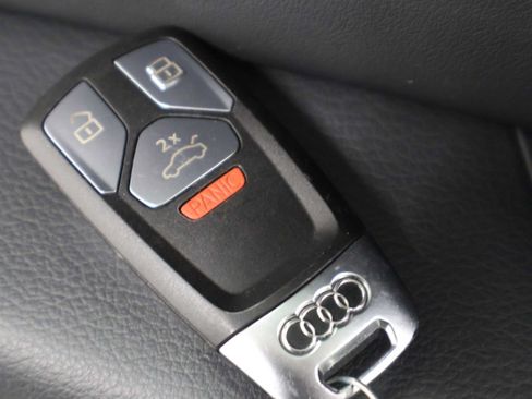 Used 2023 Audi A4 2.0T Premium w/ Convenience Package AWD/4WD image 39