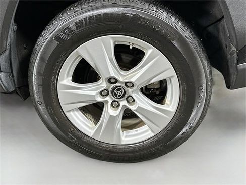 Used 2021 Toyota RAV4 LE w/ Carpet Mat Package (TMS) image 28