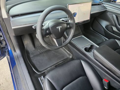 Used 2021 Tesla Model 3 Standard Range Plus RWD image 17