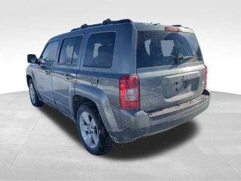 Used 2014 Jeep Patriot Latitude w/ Sun/Sound Group image 5