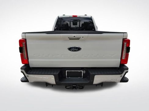 Used 2023 Ford F250 Lariat w/ Lariat Ultimate Package image 6