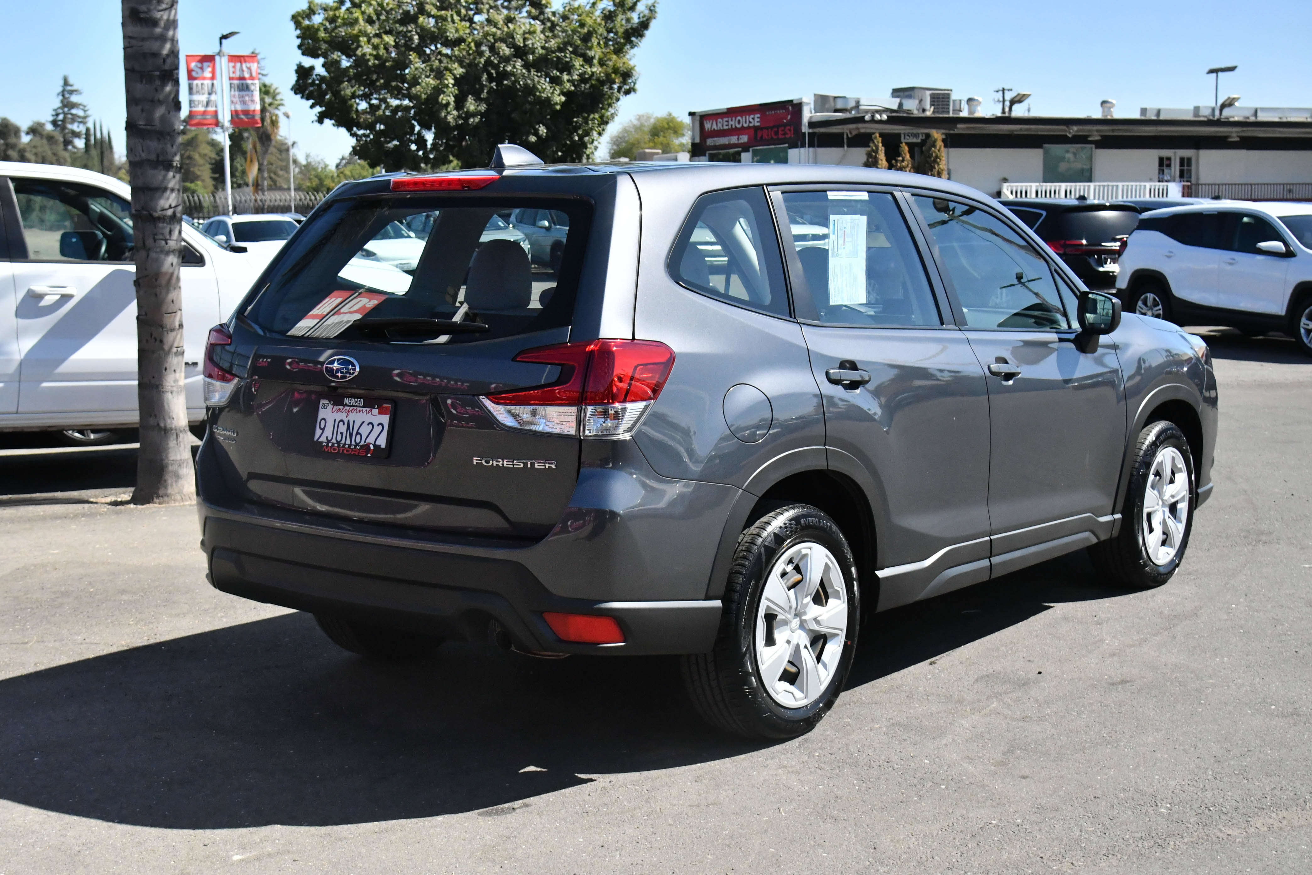 Used 2023 Subaru Forester AWD/4WD image 8