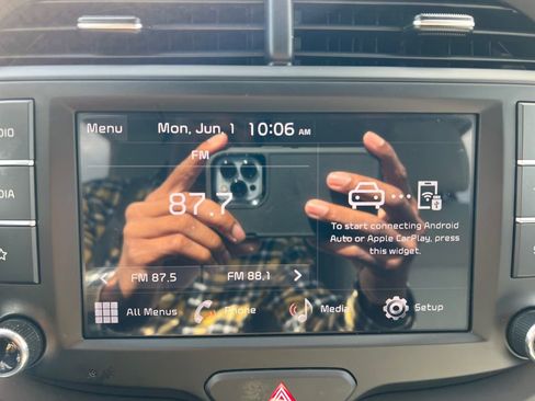 Used 2025 Kia Soul LX FWD image 20