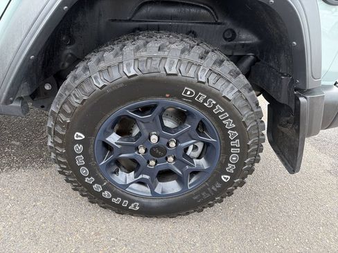 Used 2023 Jeep Wrangler Unlimited w/ Sun & Screen Package AWD/4WD image 32