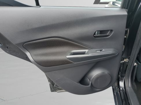 Used 2023 Nissan Kicks S FWD image 13