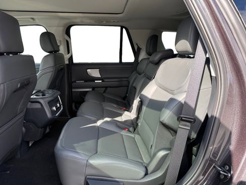 New 2026 Ford Expedition Active image 16