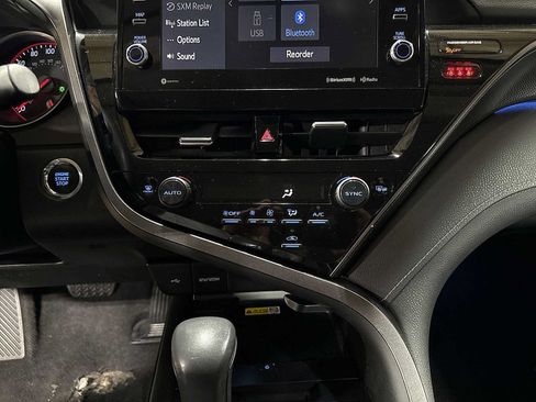 Used 2023 Toyota Camry XSE FWD image 21