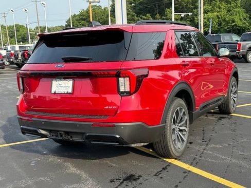 New 2026 Ford Explorer ST-Line AWD/4WD image 3