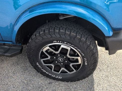 Used 2021 Ford Bronco Outer Banks AWD/4WD image 2