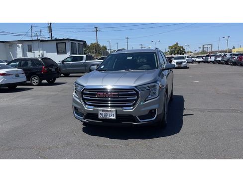 Certified 2024 GMC Terrain SLT FWD image 6