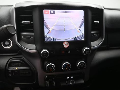 Used 2024 RAM 2500 Big Horn AWD/4WD image 4