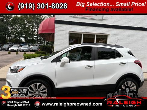 Used 2019 Buick Encore Preferred AWD/4WD image 1