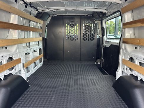 Used 2025 Ford Transit 250 Low Roof w/ Exterior Upgrade Package RWD image 14