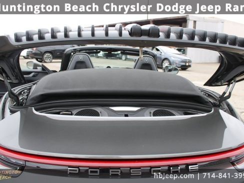 Used 2021 Porsche 911 Carrera w/ Premium Package image 26