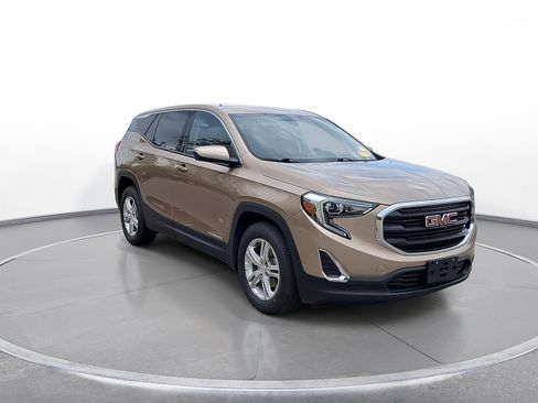 Used 2018 GMC Terrain SLE FWD image 2