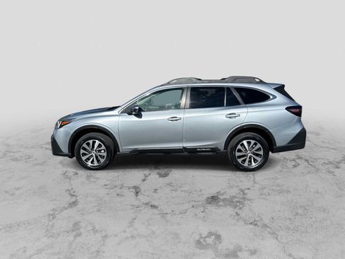 Used 2021 Subaru Outback Premium AWD/4WD image 5