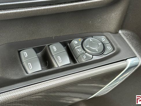 Used 2022 GMC Sierra 2500 AT4 w/ AT4 Premium Plus Package image 13